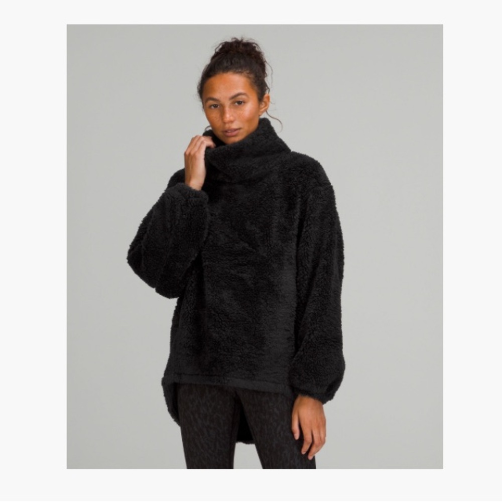 lululemon athletica Black Fleece Turtleneck Sweater - Picture 1 of 2